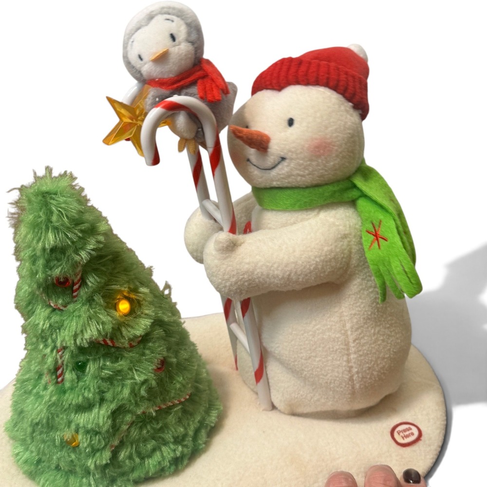 2010 Hallmark Jingle Pals Trimming Tree Snowman Penguin Animated Musical Lights